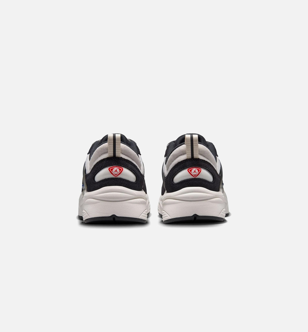Trunner OS SE Men's Sneakers - Off Noir / University Red / Phantom